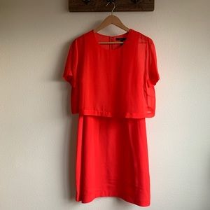 BCBGMaxAzria — red short-sleeved tier dress